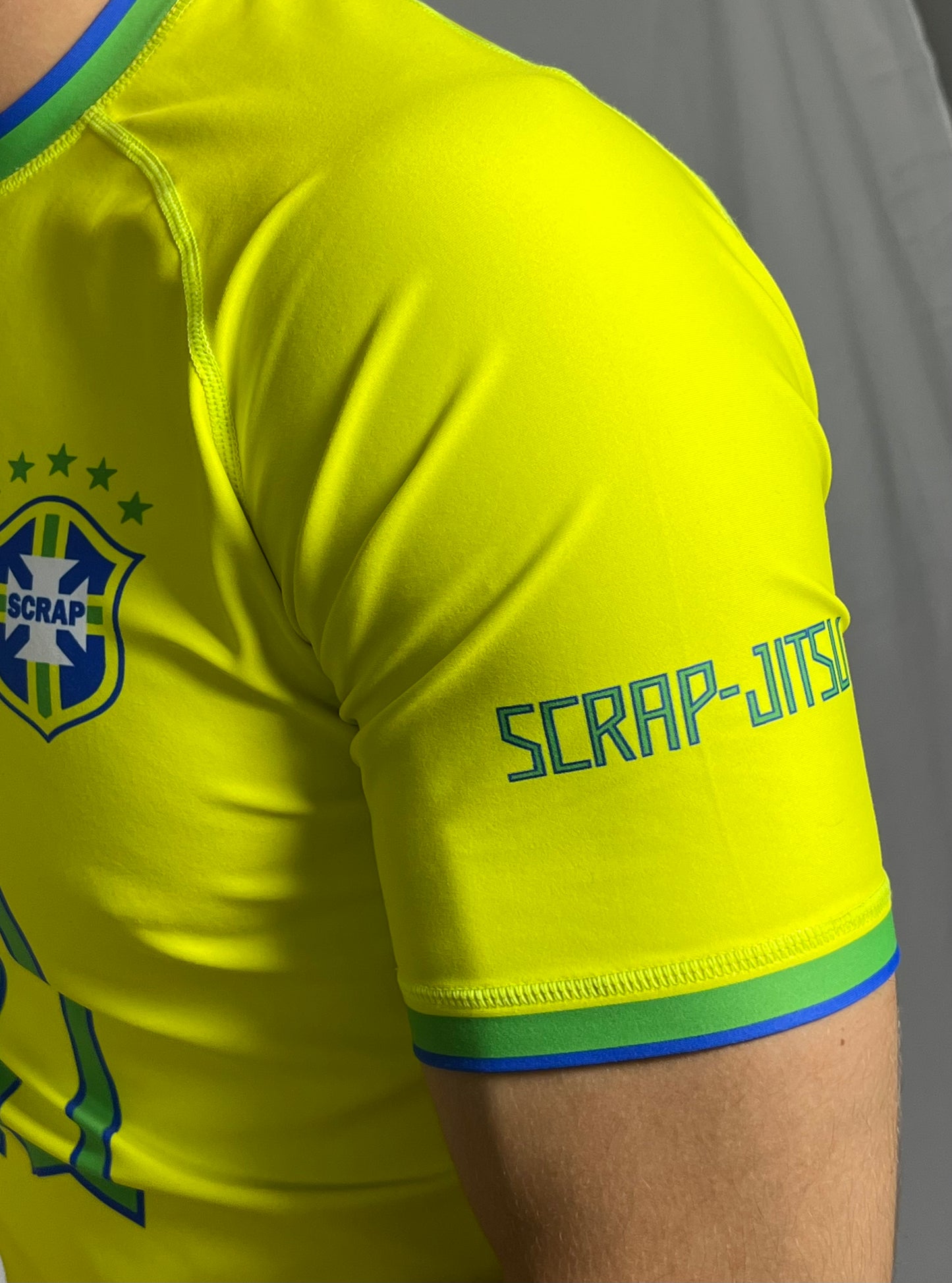 01 - COPA 26 RASHGUARD